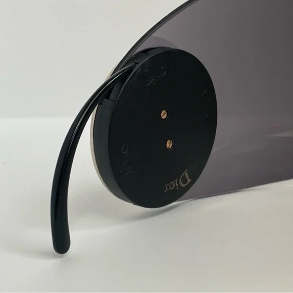 Vintage Dior sunglasses Galliano era.
DIOR SPORT 3 KJ1VA 115 - Picture 8 of 11